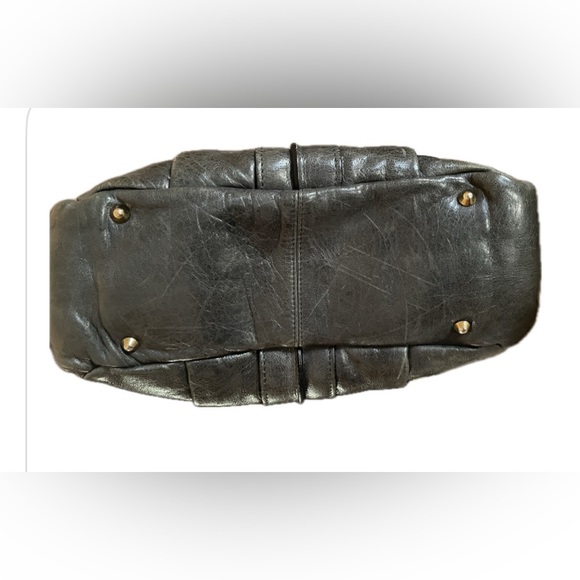 Authentic CHLOE Silver/ gray  Leather Heloise bag .In Excellent used condition. - Picture 4 of 12